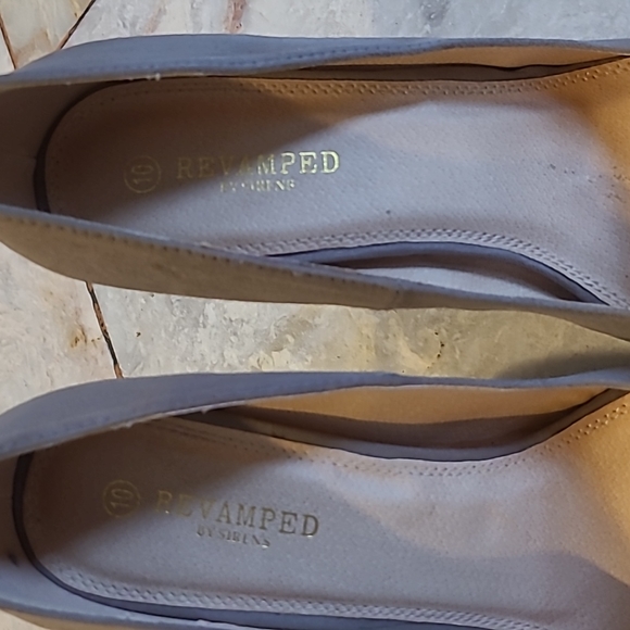 Suede Mauve Stilletos - Picture 2 of 6